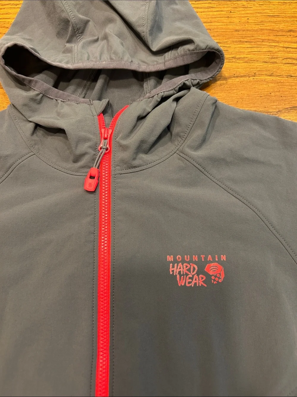 Mountain Hardwear lightweight water